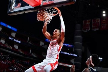 VIP注册-季前赛首战火箭大胜马刺 新秀表现令人惊喜